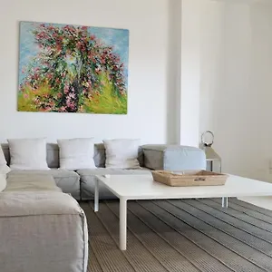 https://piazza-nember-attico-con-vista-mare.hotelinveneto.com